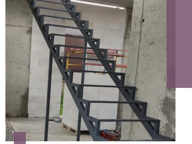 Демонтаж металлических лестниц в Волхове быстро и безопасно