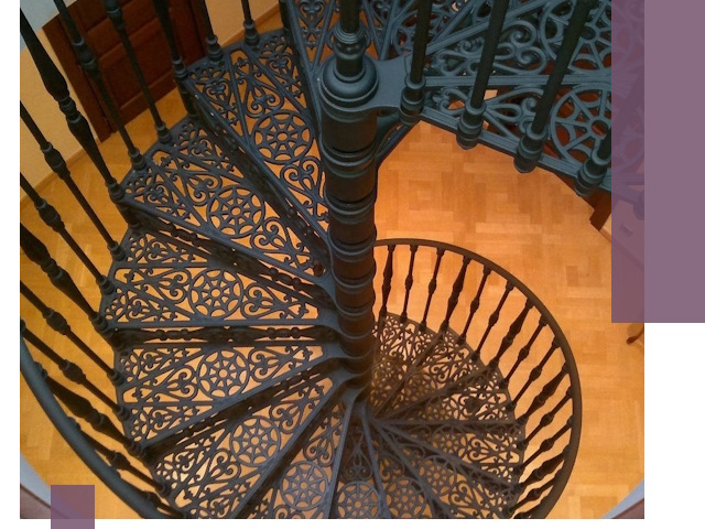 Винтовые лестницы под ключ в Волхове: производство и монтаж