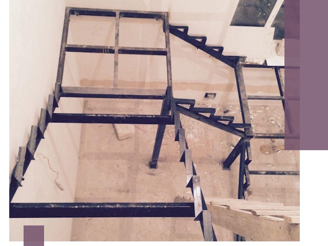 Монтаж лестниц на металлокаркасе в Волхове быстро и качественно