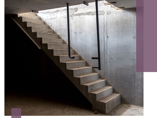 Изготовление и монтаж лестниц в подвале в Волхове