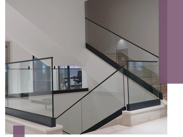 Стеклянные перила премиум-класса с установкой в Волхове